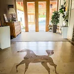 Quietly Located Vacation For Horse Lovers Villa *
